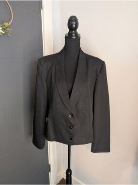 Black Womens Blazer With Collar & Button Front Closure Size 18